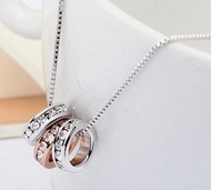 Chaîne & Trio de Bagues Swarovski Dorées et Argentées