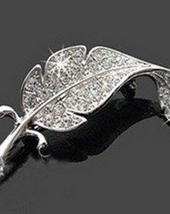Broche Feuille Argentée