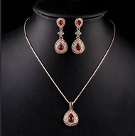 Ensemble Princier Collier & P.O Cristal Rouge