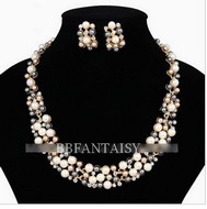 Collier 3 rangs de perles & cristaux