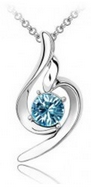 Chaîne Argentée & Pendentif Cristal Bleu Clair