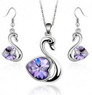 Ensemble Chaîne Pendentif & Boucles d'Oreilles Cygne Violet Clair Swarovski Elements
