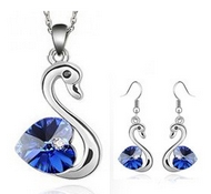 Ensemble Chaîne Pendentif & Boucles d'Oreilles Cygne Bleu Foncé Swarovski Elements