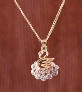 Cha&icirc;ne&Pendentif Cygne sur son nid