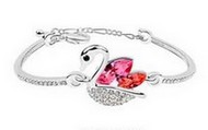 Bracelet Cygne ailes ouvertes cristal