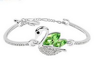 Bracelet Cygne ailes ouvertes cristal