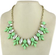 Collier Cristaux entrecoupés de Pierres