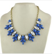 Collier Cristaux entrecoupés de Pierres