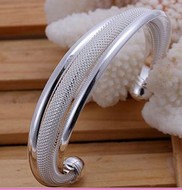 Bracelet Maille Argentée Tressée