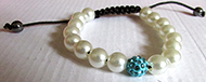 Bracelet Perles Blanches Shamballa Bleue