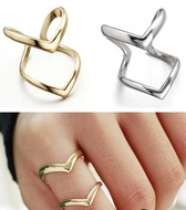 Bague Double V Dorée ou Argentée T54 à 60