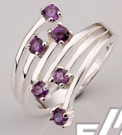 Bague Tiges à Cristaux Autrichiens Violets T54