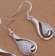 Pendants d'Oreille vague de strass